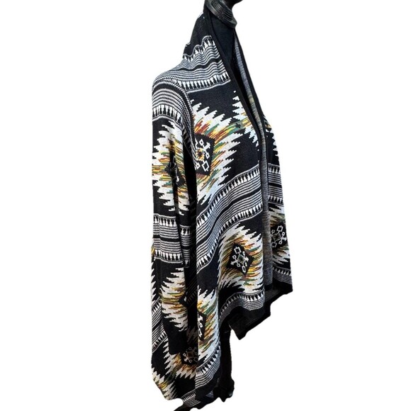 Ruff Hewn Woman Multicolor Asymmetrical Hem Southwestern Open Cardigan Size XL - Picture 3 of 9